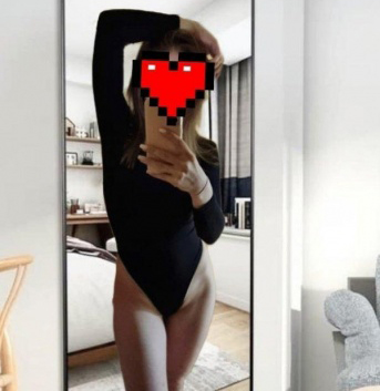 Живу в Москве и готова подарить тебе незабываемые моменты нашей встречи. У меня широкий спектр услуг: классический секс, оральный, анальный, эротический массаж и многое другое. Гарантирую полное удовлетворение твоих сексуальных фантазий. Мои фото настоящие и ты можешь увидеть мою красоту уже сейчас. Все отзывы о моей работе положительные, я заботлива и внимательна к своим клиентам. Позволь мне сделать твои желания реальностью 💋 6638, 25 лет